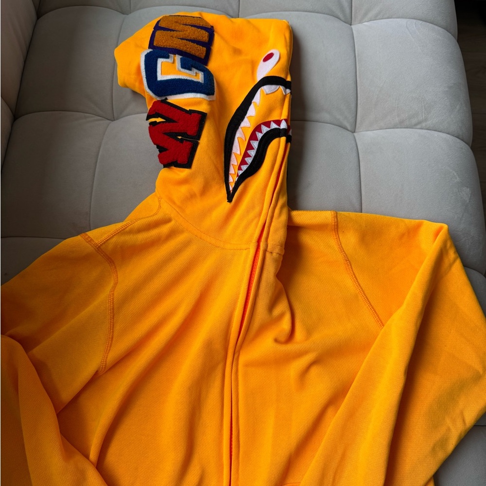 Bape zip up hoodie
